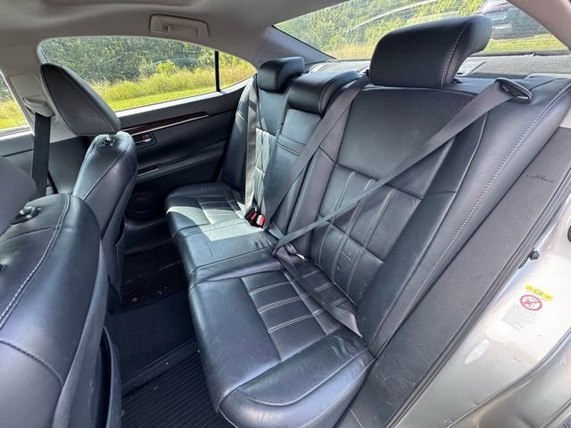 Used 2018 Lexus ES 350 w/ Luxury Package w/Wood Trim FWD image 11