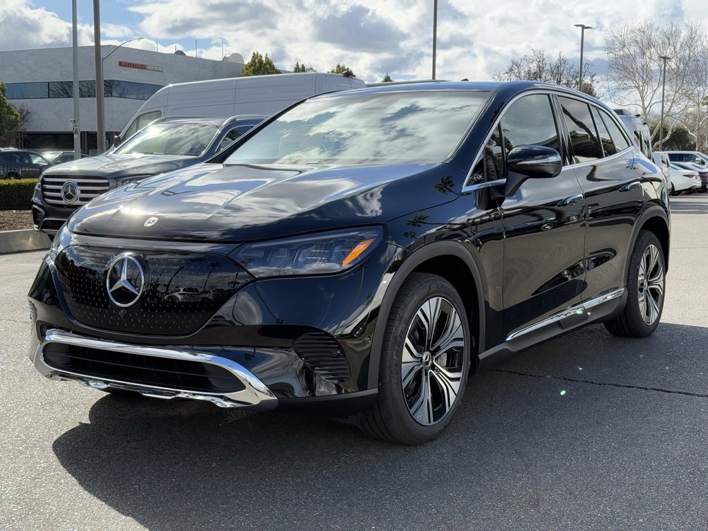 New 2025 Mercedes-Benz EQE 350+ 4MATIC SUV image 4