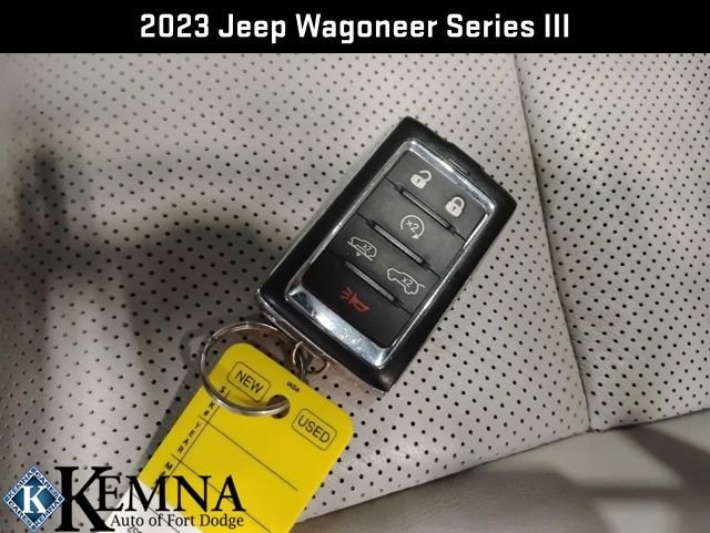 Used 2023 Jeep Wagoneer Series III w/ Premium Group I image 30