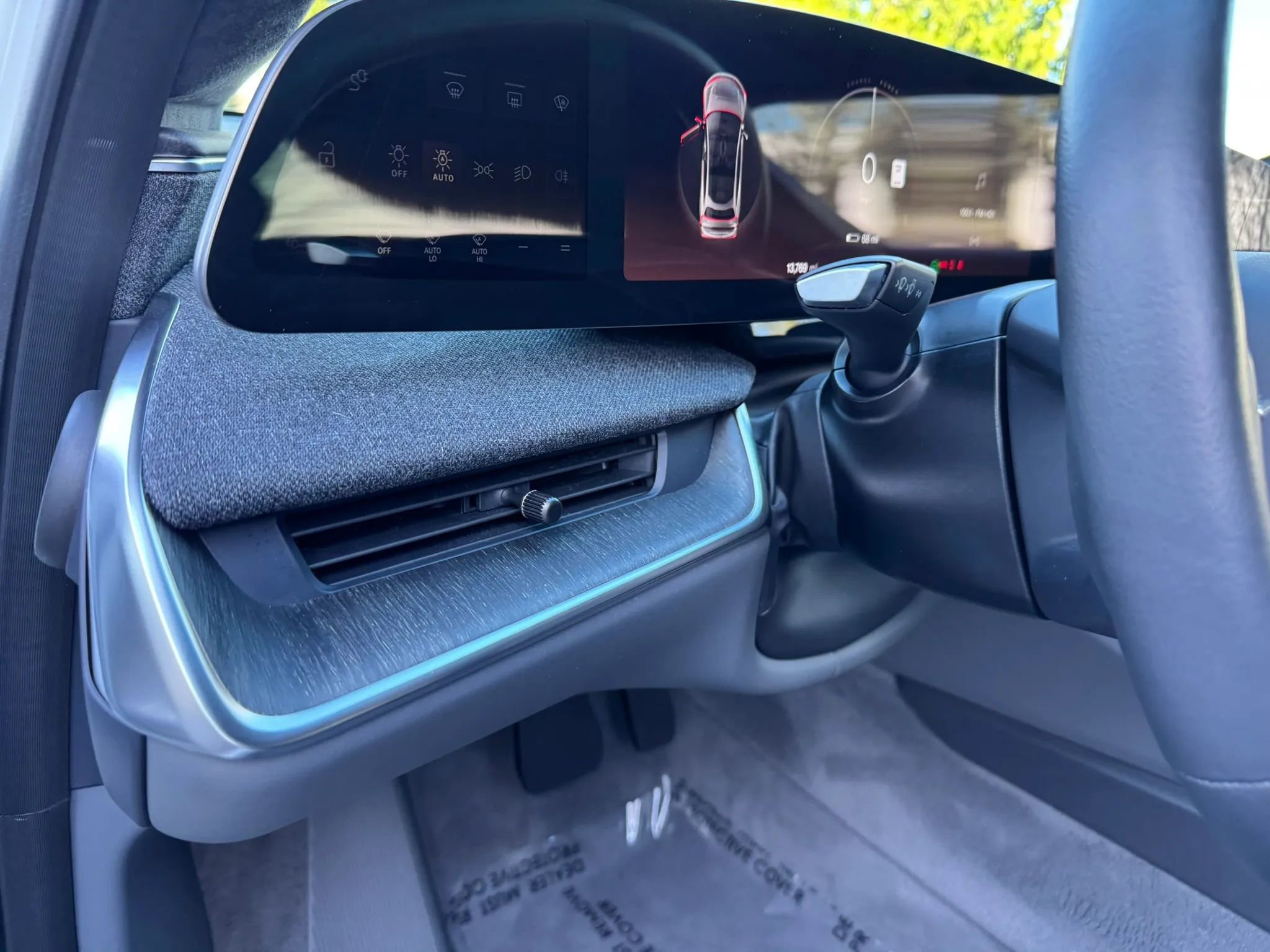 Used 2023 Lucid Air Pure image 30