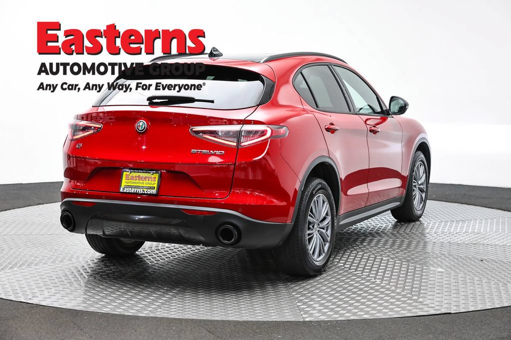 Used 2024 Alfa Romeo Stelvio Sprint AWD/4WD image 5
