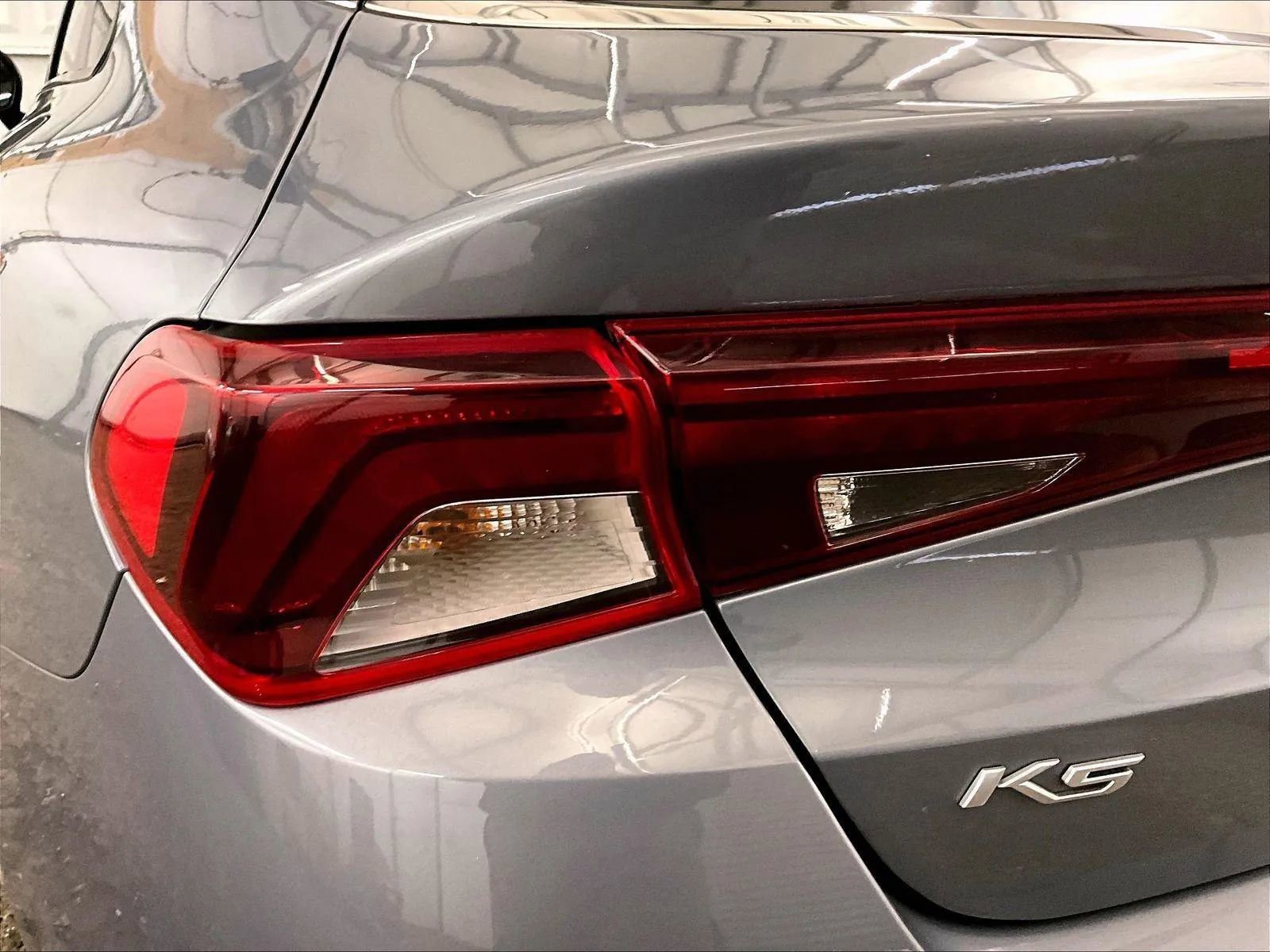 Used 2022 Kia K5 LXS image 28