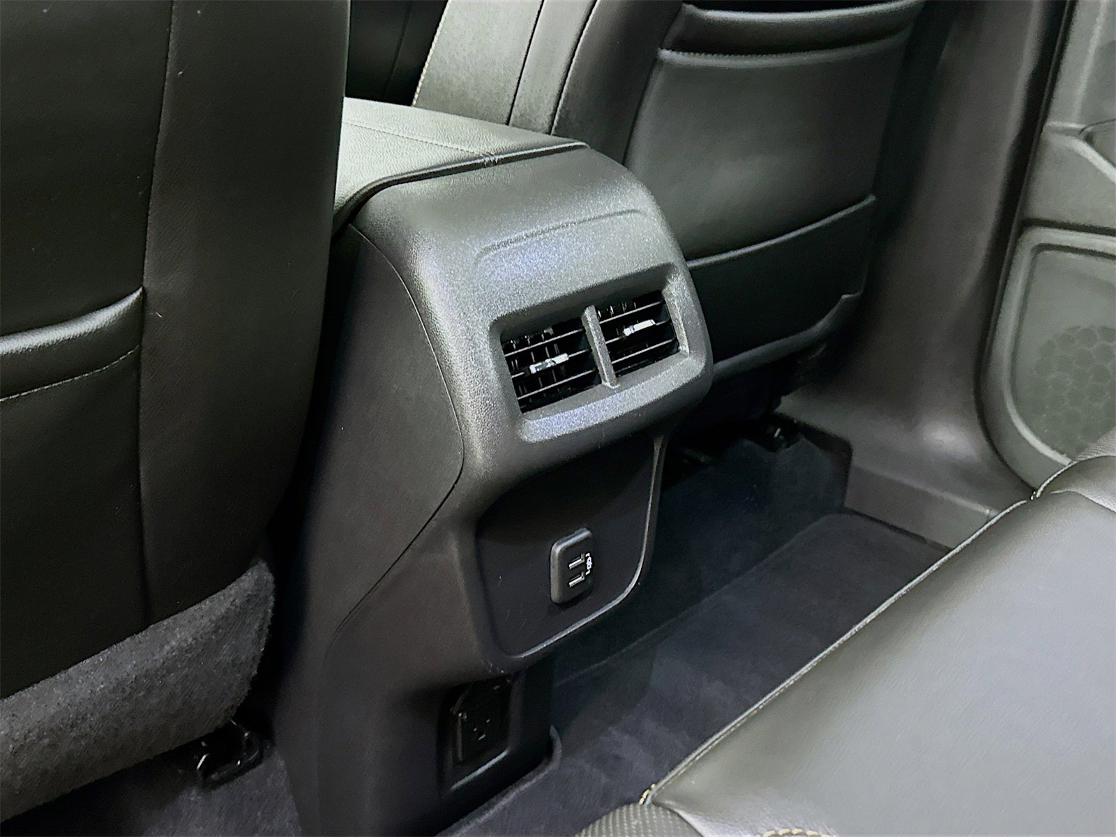 Used 2019 GMC Terrain SLT w/ Preferred Package image 26