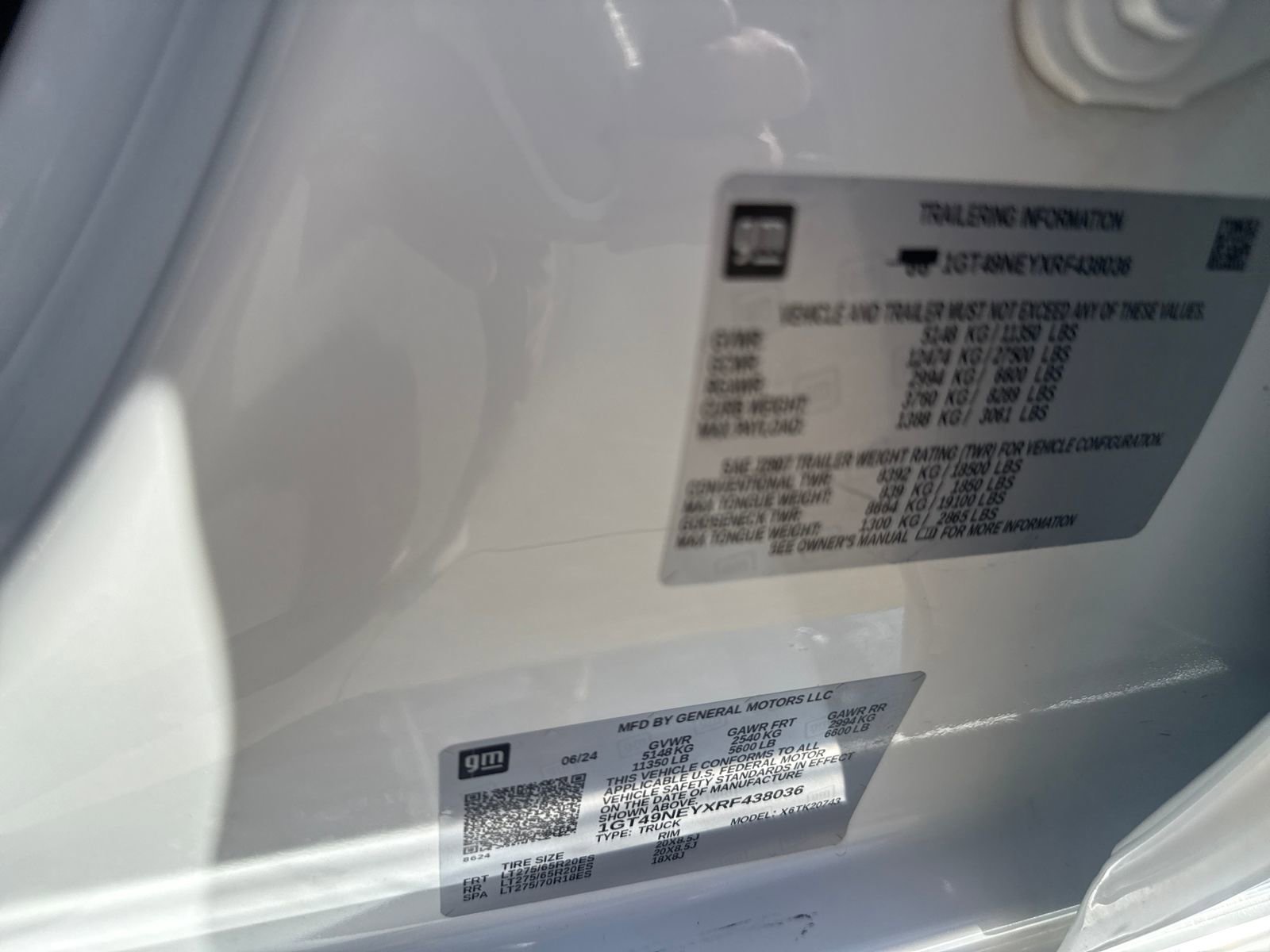 Used 2024 GMC Sierra 2500 SLT w/ SLT Premium Package image 29