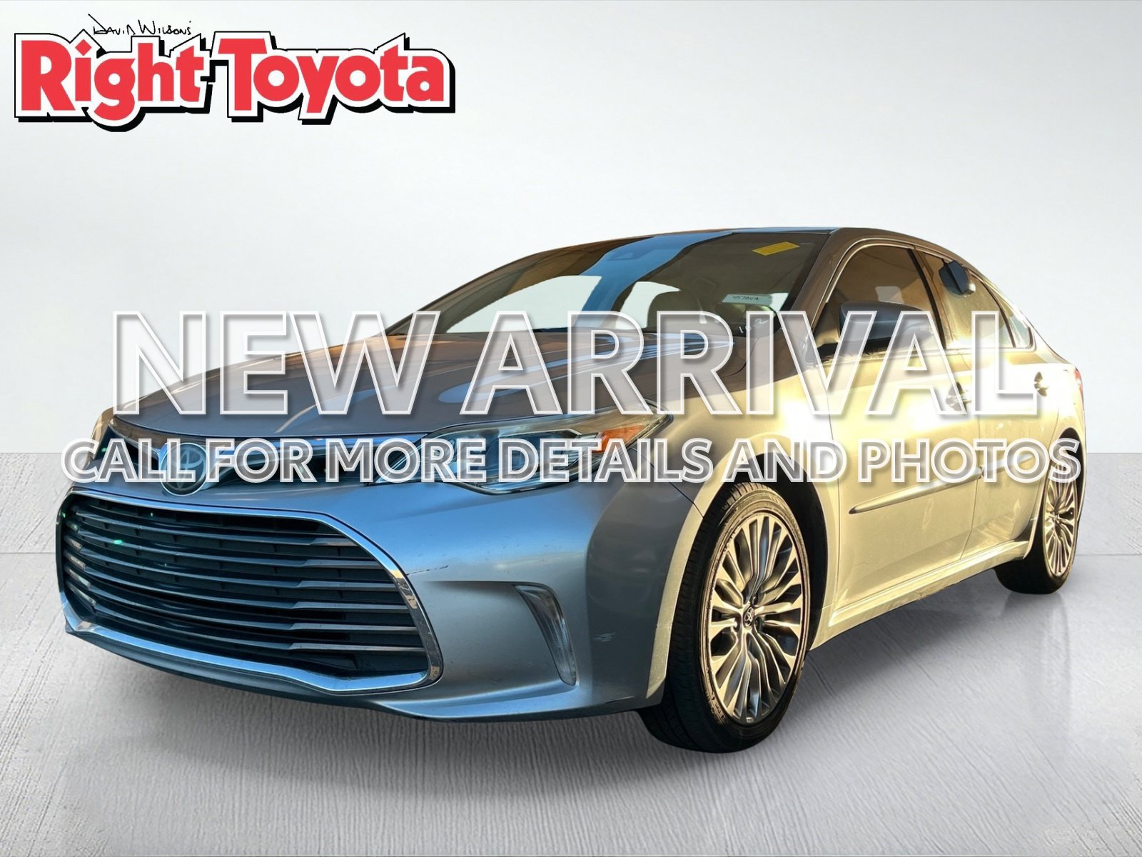 Used 2016 Toyota Avalon Limited w/ Toyota Safety Sense Package