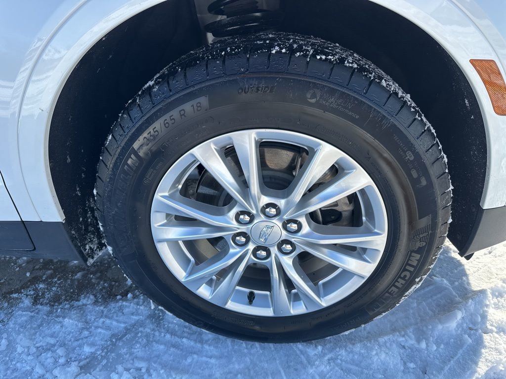 Certified 2025 Cadillac XT5 Luxury image 12