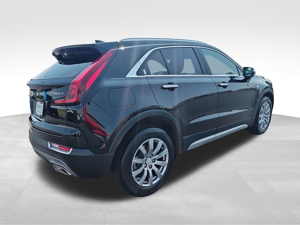 Used 2023 Cadillac XT4 Premium Luxury AWD/4WD image 5