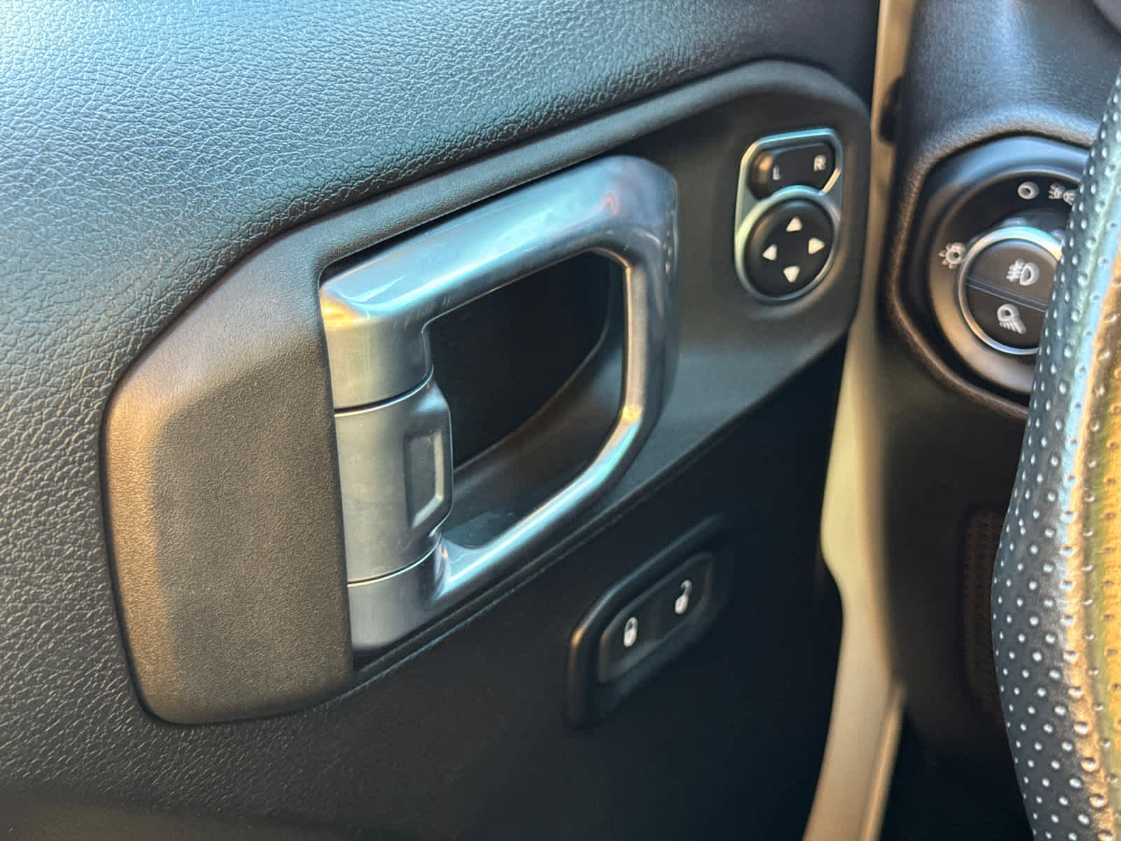 Used 2021 Jeep Gladiator Mojave w/ Trailer Tow Package image 23