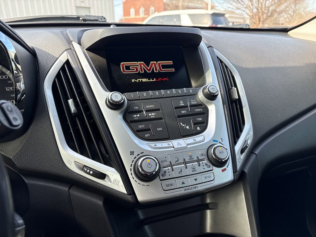 Used 2015 GMC Terrain SLT w/ Chrome Appearance Package image 20