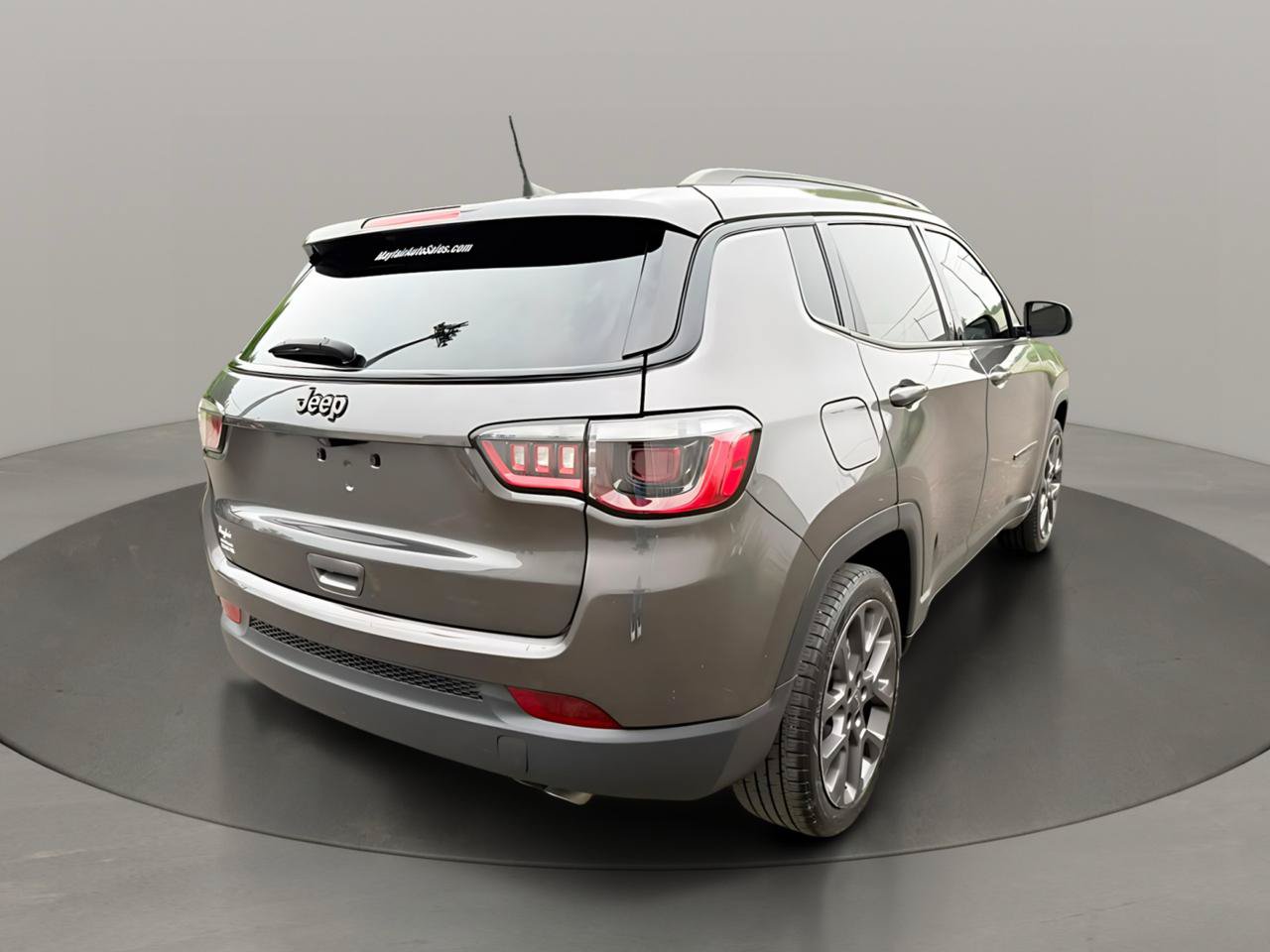 Used 2021 Jeep Compass Latitude w/ Sun and Sound Group FWD image 7