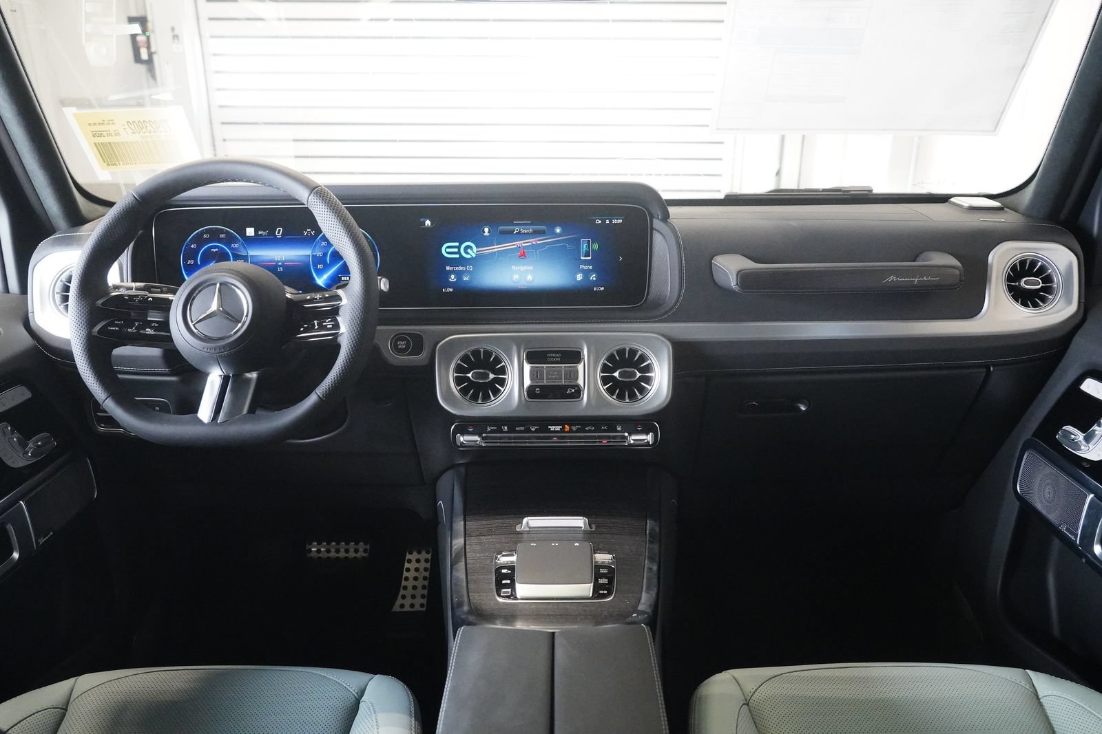 New 2027 Mercedes-Benz G 580 e image 17
