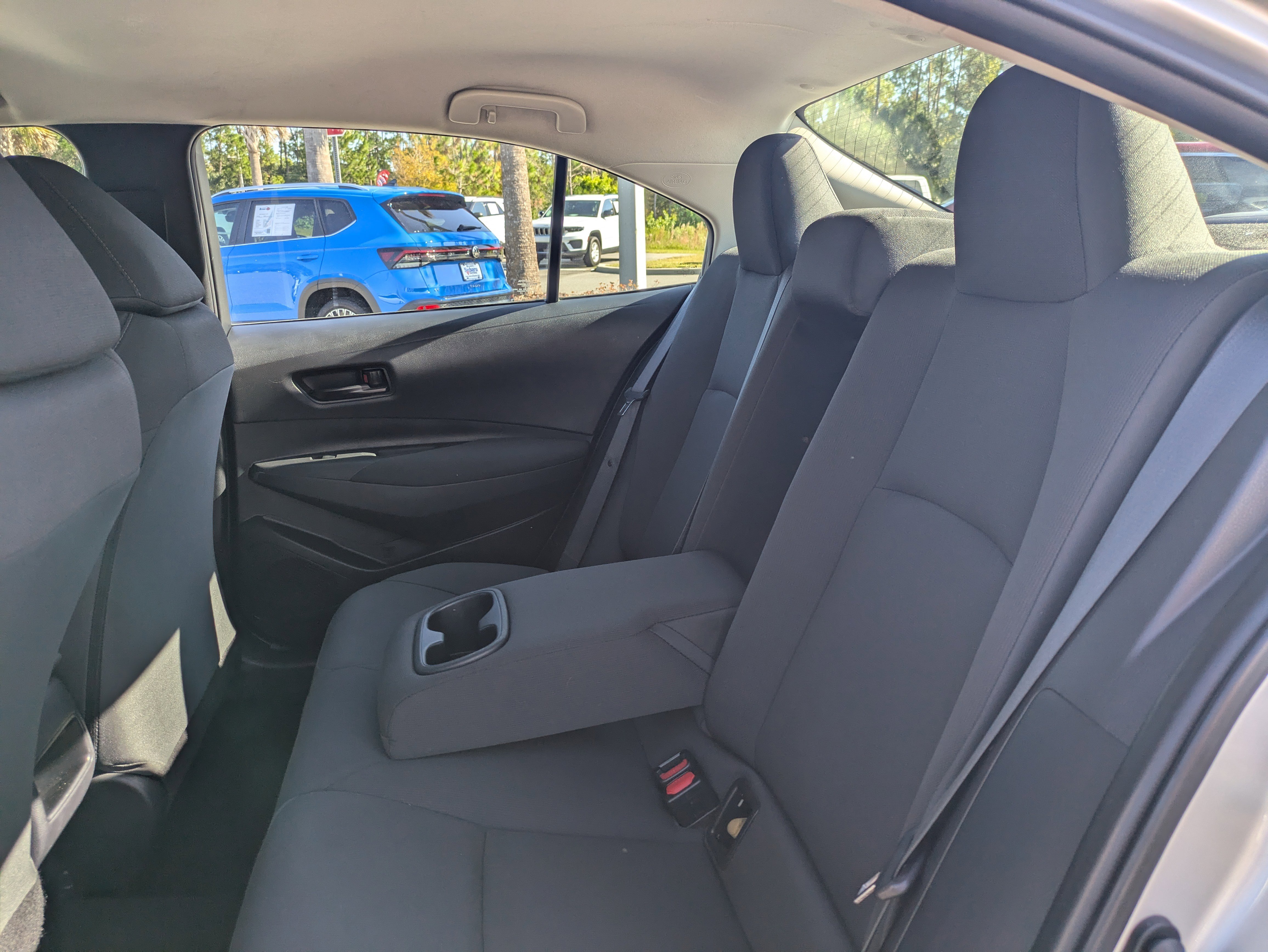 Used 2022 Toyota Corolla LE image 13