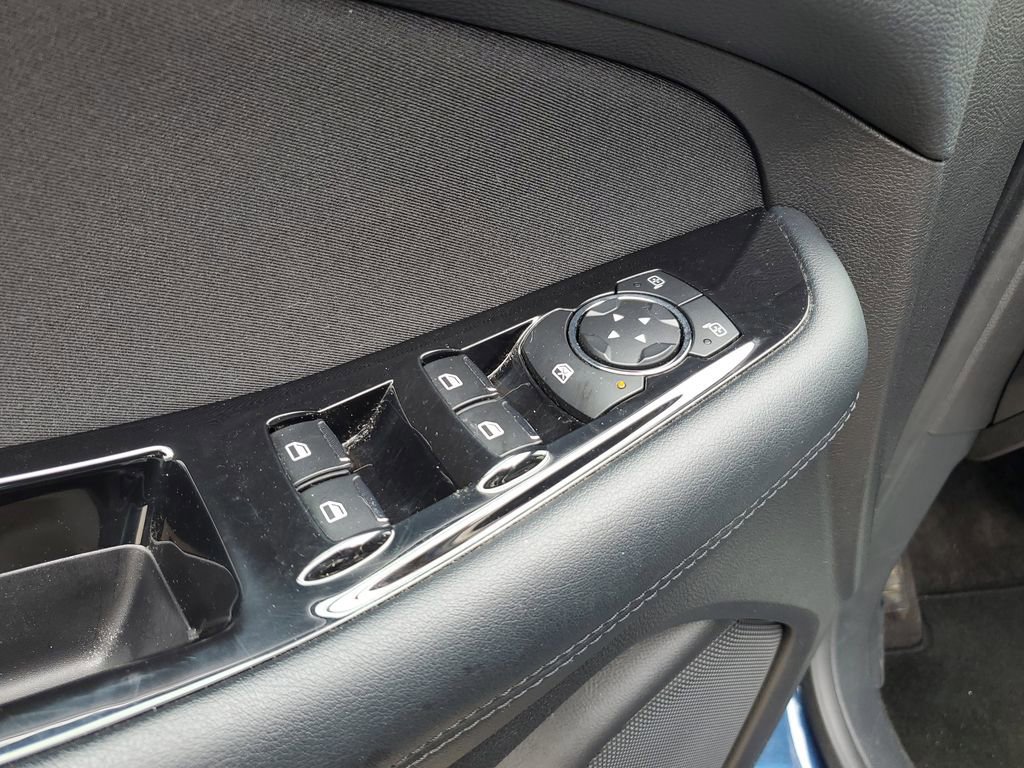 Used 2017 Ford Edge SEL image 13