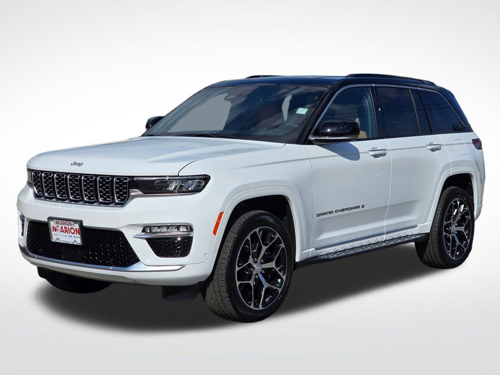 New 2025 Jeep Grand Cherokee Summit image 2