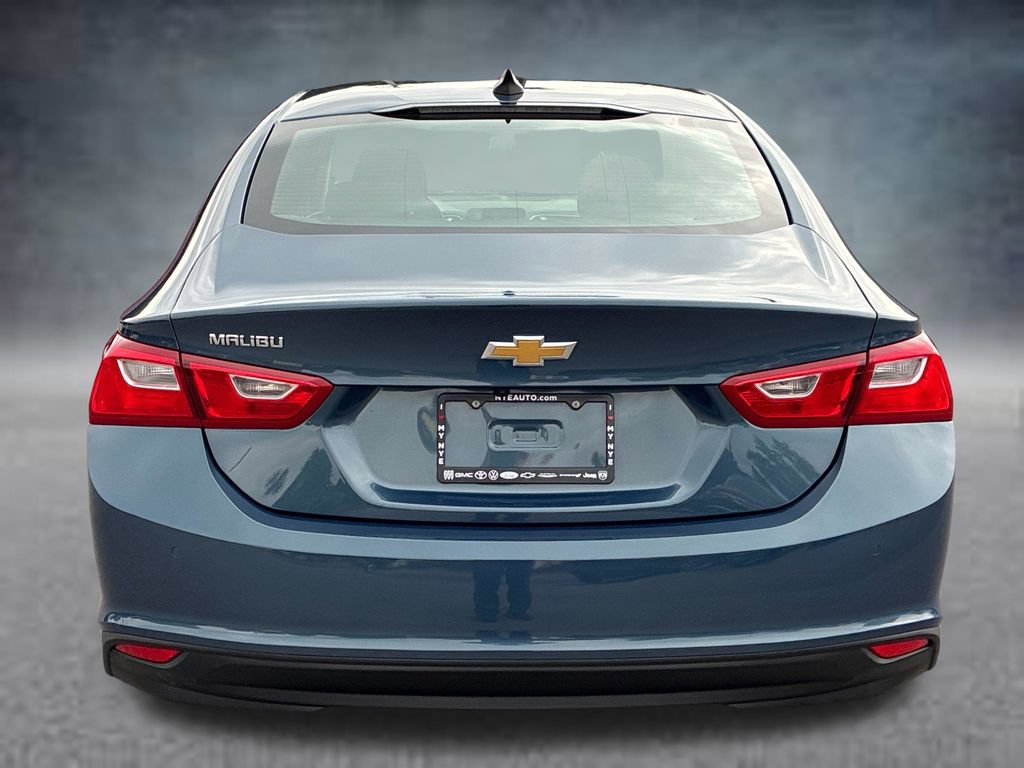 Used 2024 Chevrolet Malibu LS FWD image 4
