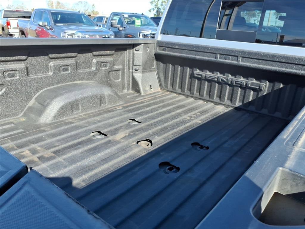 Used 2023 GMC Sierra 2500 Denali image 16