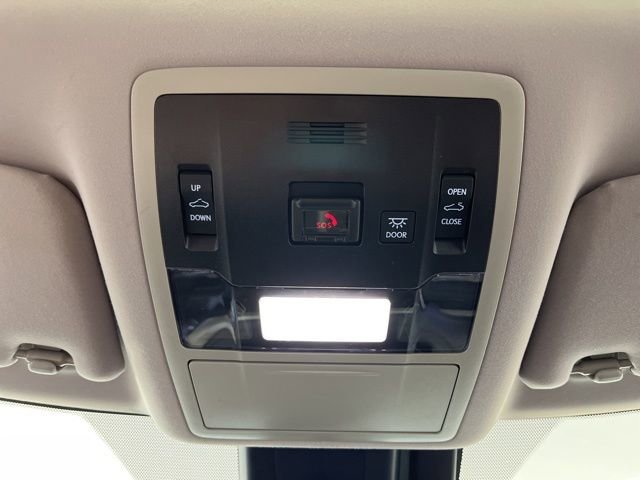 Used 2021 Lexus RX 350L FWD w/ Premium Package image 33