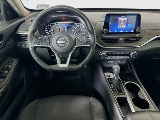 Used 2024 Nissan Altima 2.5 SV FWD image 22