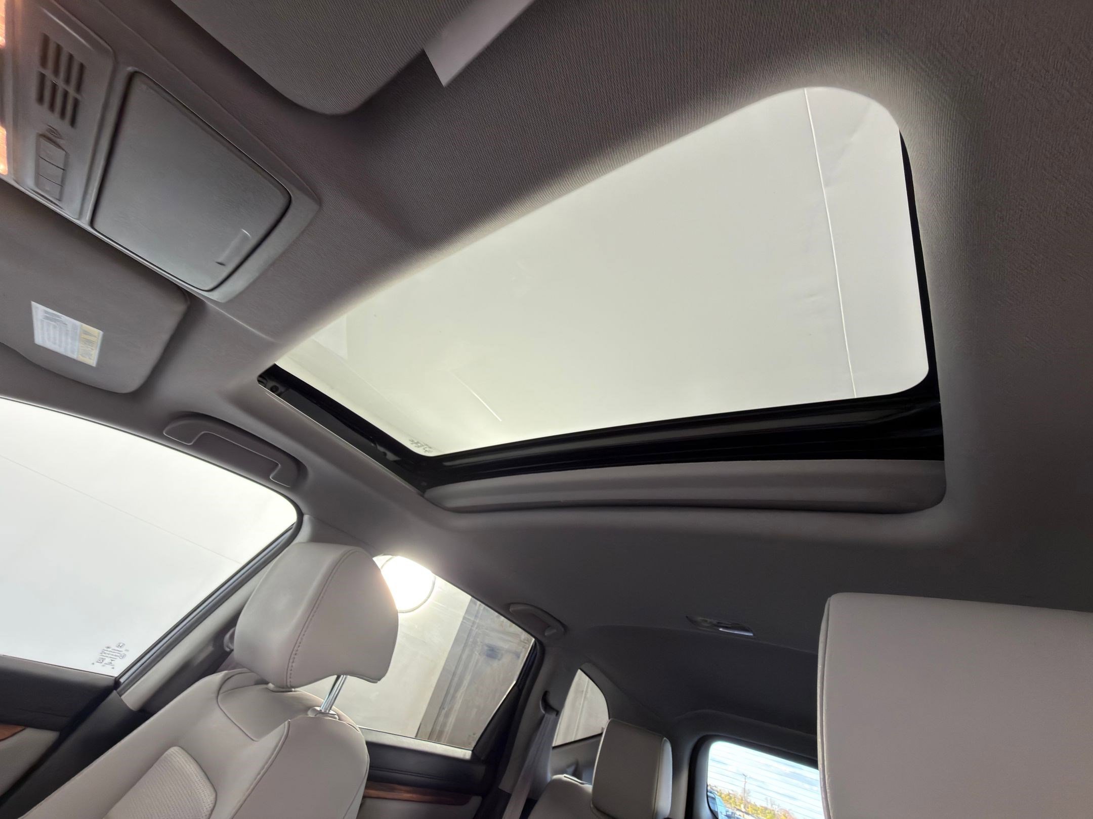 Used 2022 Honda CR-V Touring image 12