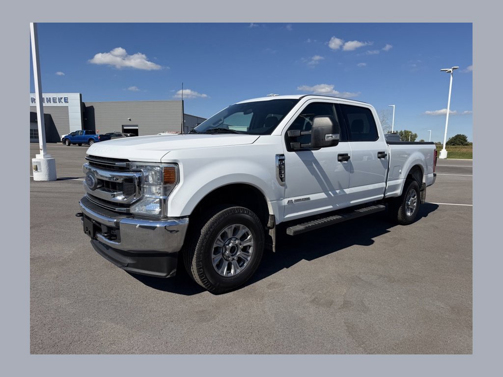 Used 2022 Ford F250 XLT w/ Camper Package AWD/4WD image 1