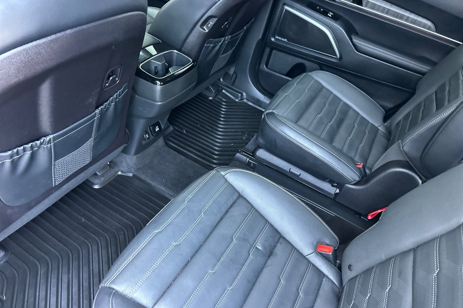Used 2025 Kia Telluride SX Prestige AWD/4WD image 13