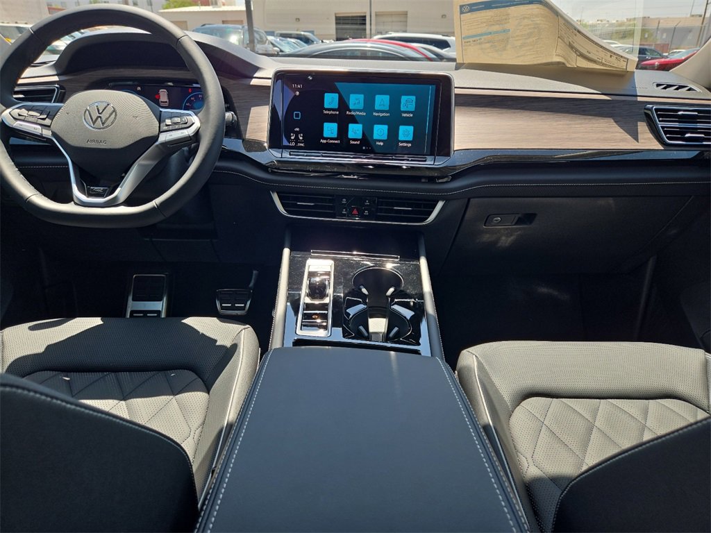 New 2025 Volkswagen Atlas SEL Premium R-Line image 16