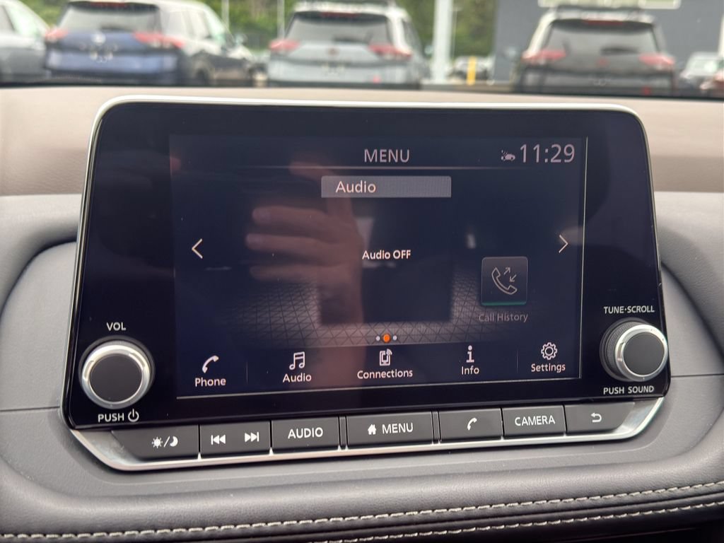 Certified 2023 Nissan Rogue SV w/ SV Premium B Package AWD/4WD image 18