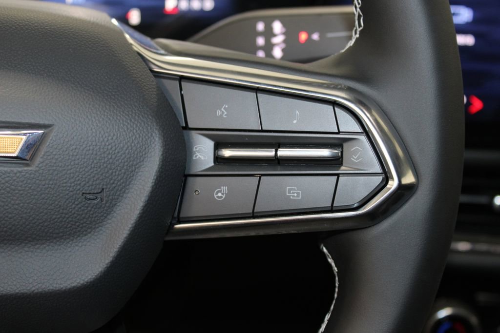 New 2026 Chevrolet Equinox EV LT image 29