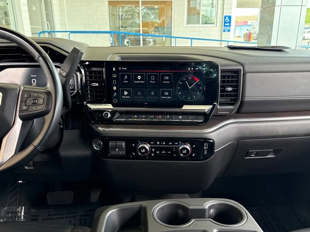 Used 2025 GMC Sierra 1500 SLT AWD/4WD image 17