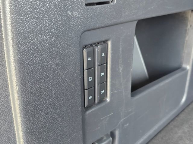 Used 2024 Ford Expedition Limited image 16