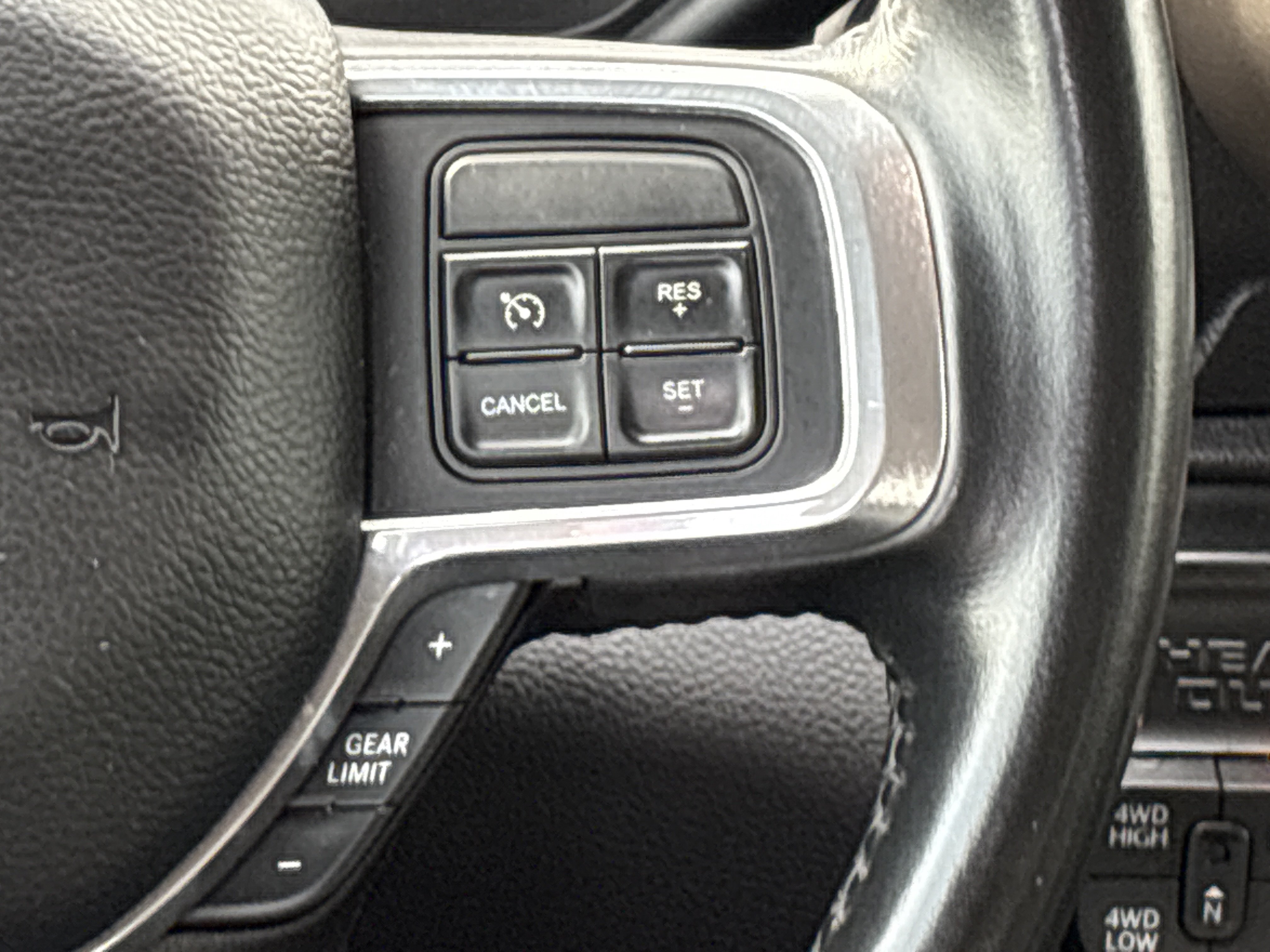Certified 2022 RAM 2500 Laramie AWD/4WD image 23