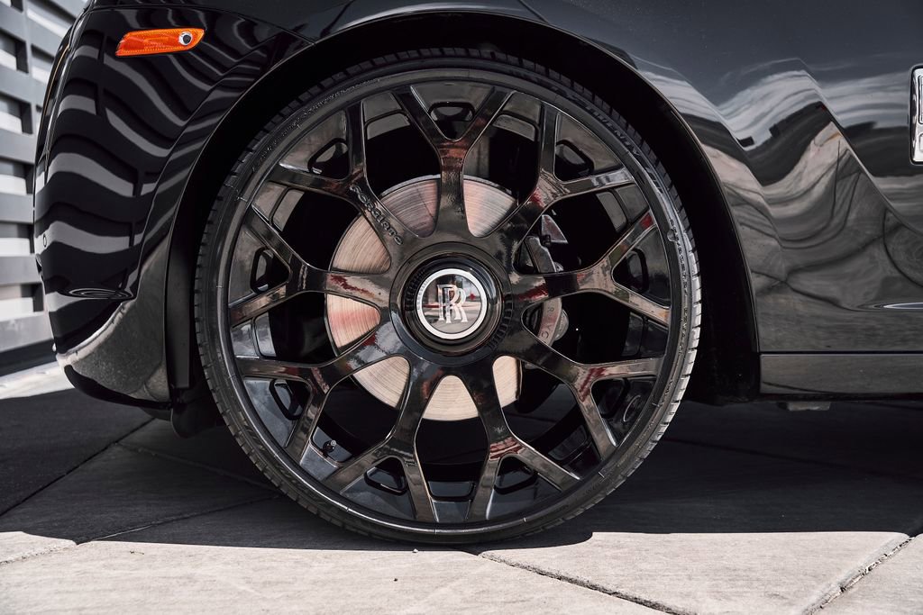 Used 2014 Rolls-Royce Ghost RWD image 3