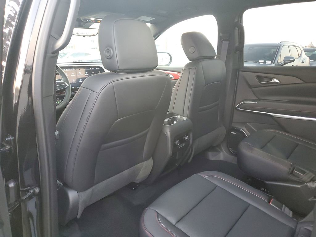 New 2026 Chevrolet Traverse Z71 w/ Enhanced Driving Package image 10