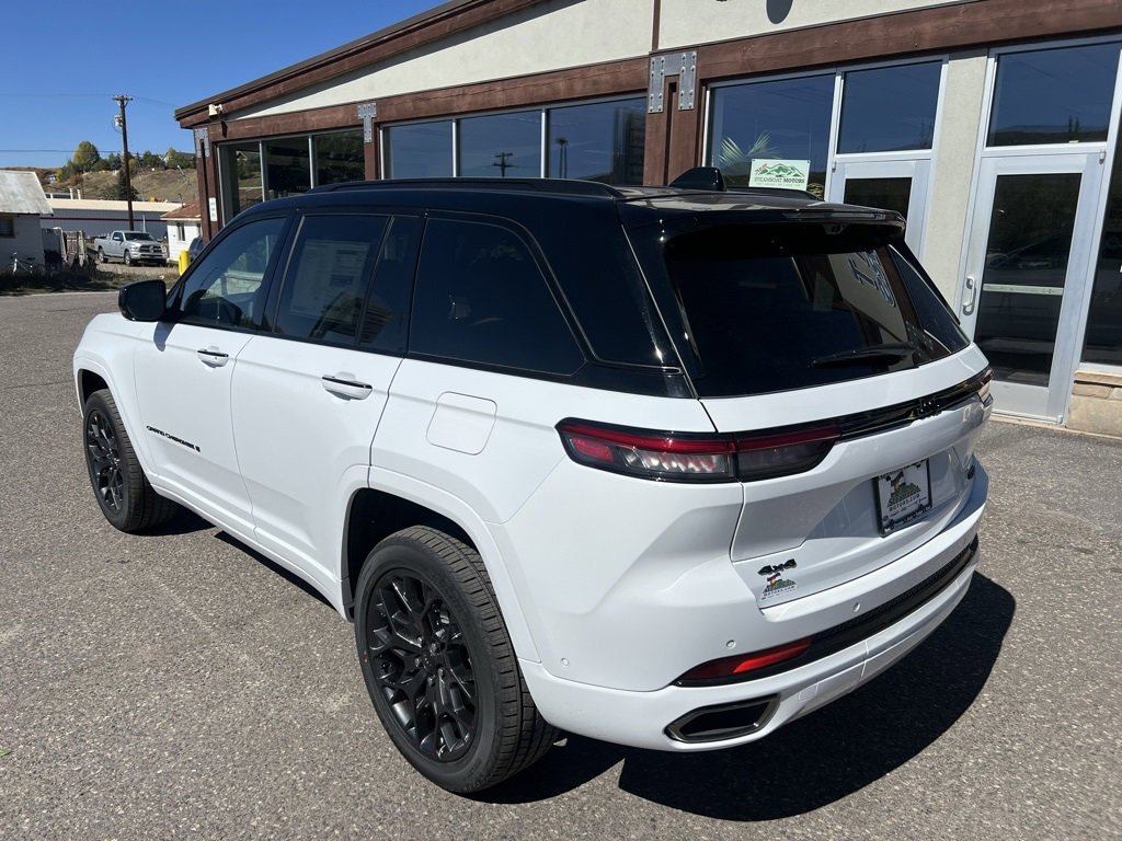 New 2025 Jeep Grand Cherokee Summit w/ Adv Protech Group IV image 3
