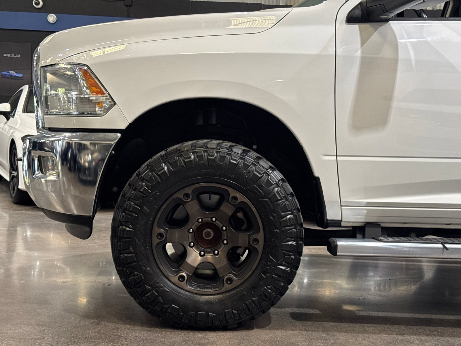 Used 2014 RAM 2500 SLT w/ Luxury Group AWD/4WD image 11