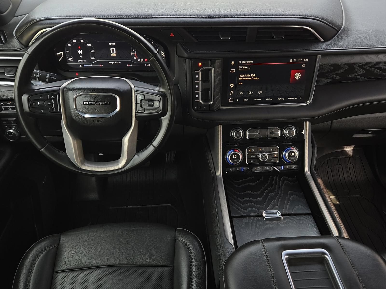 Used 2023 GMC Yukon Denali AWD/4WD image 14