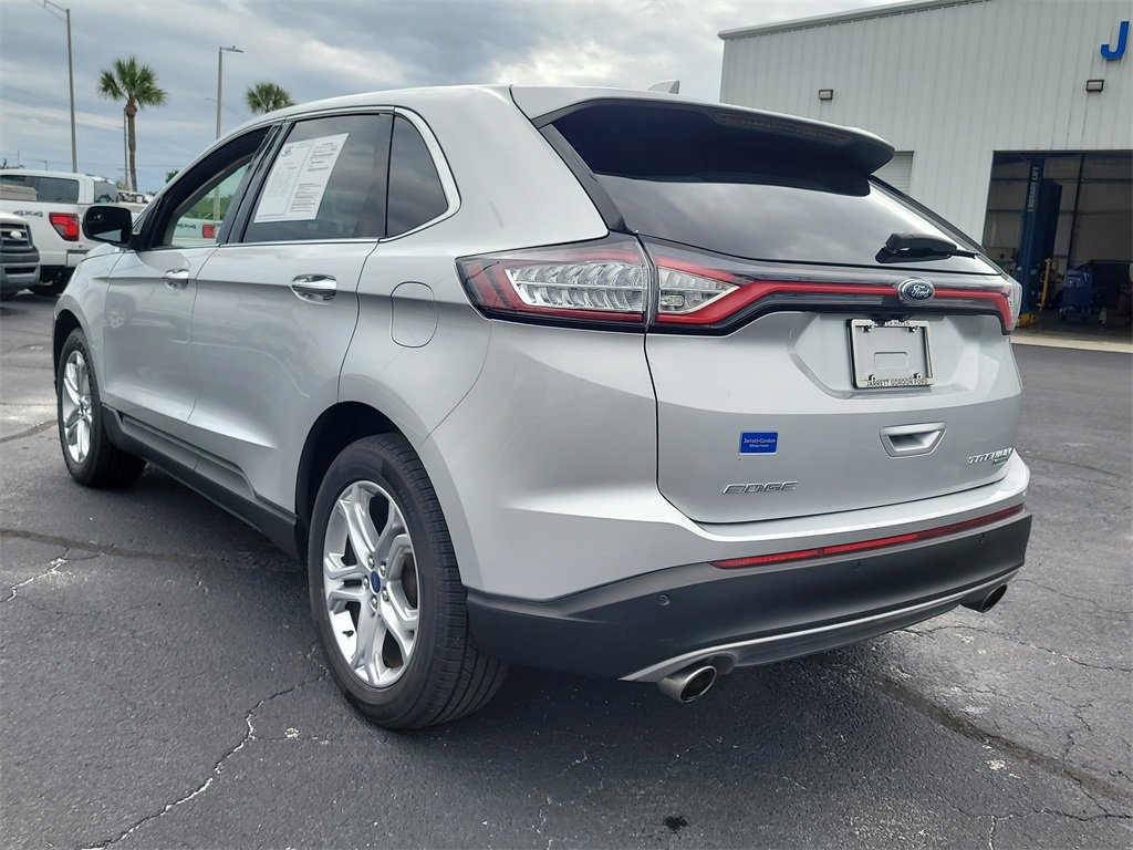 Used 2017 Ford Edge Titanium image 3