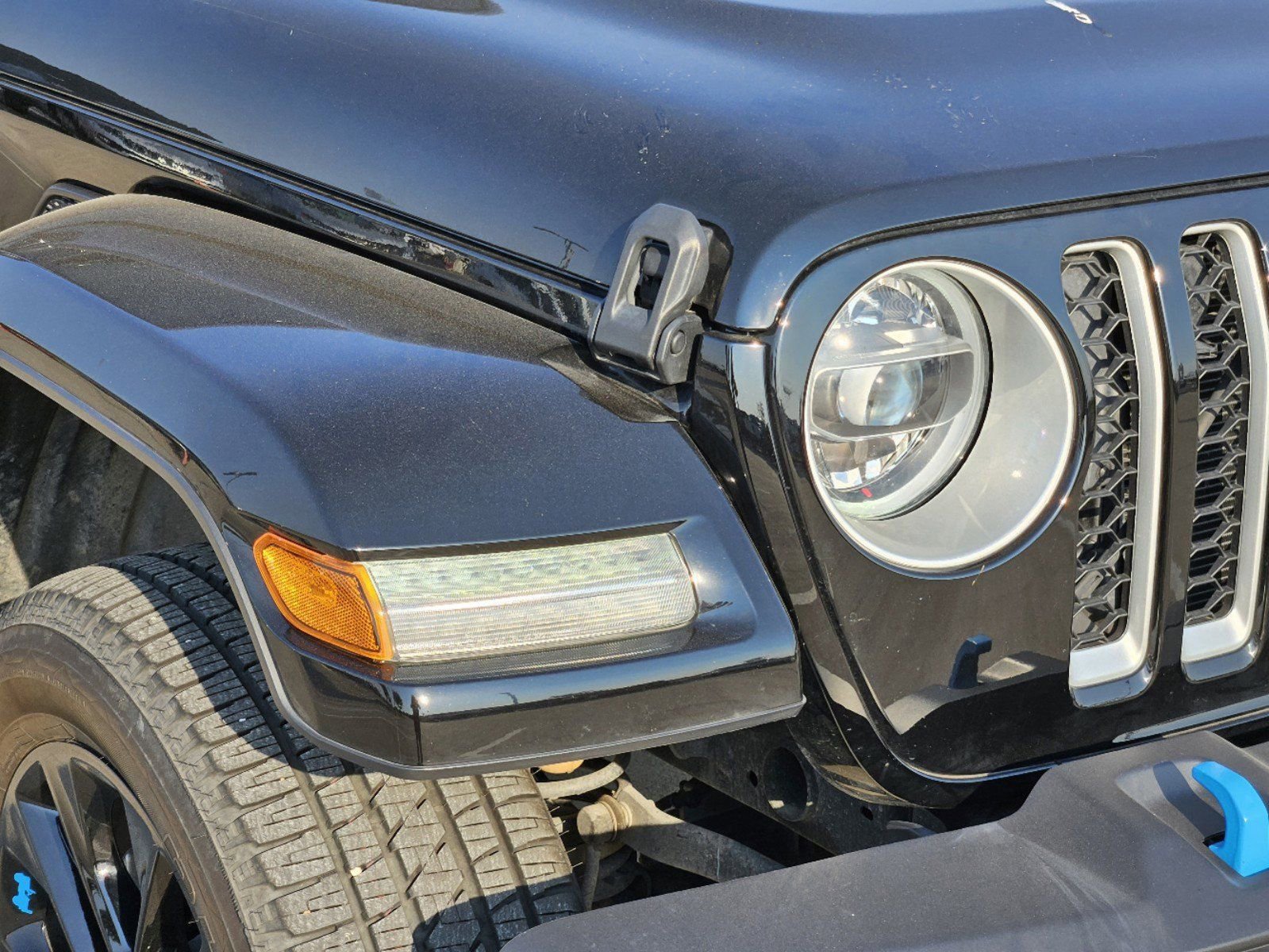 New 2022 Jeep Wrangler Unlimited Sahara image 6