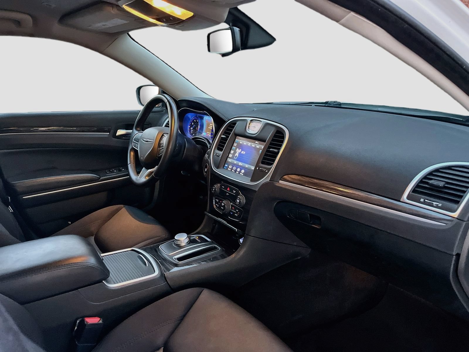 Used 2021 Chrysler 300 Touring w/ Sport Appearance Package RWD image 28
