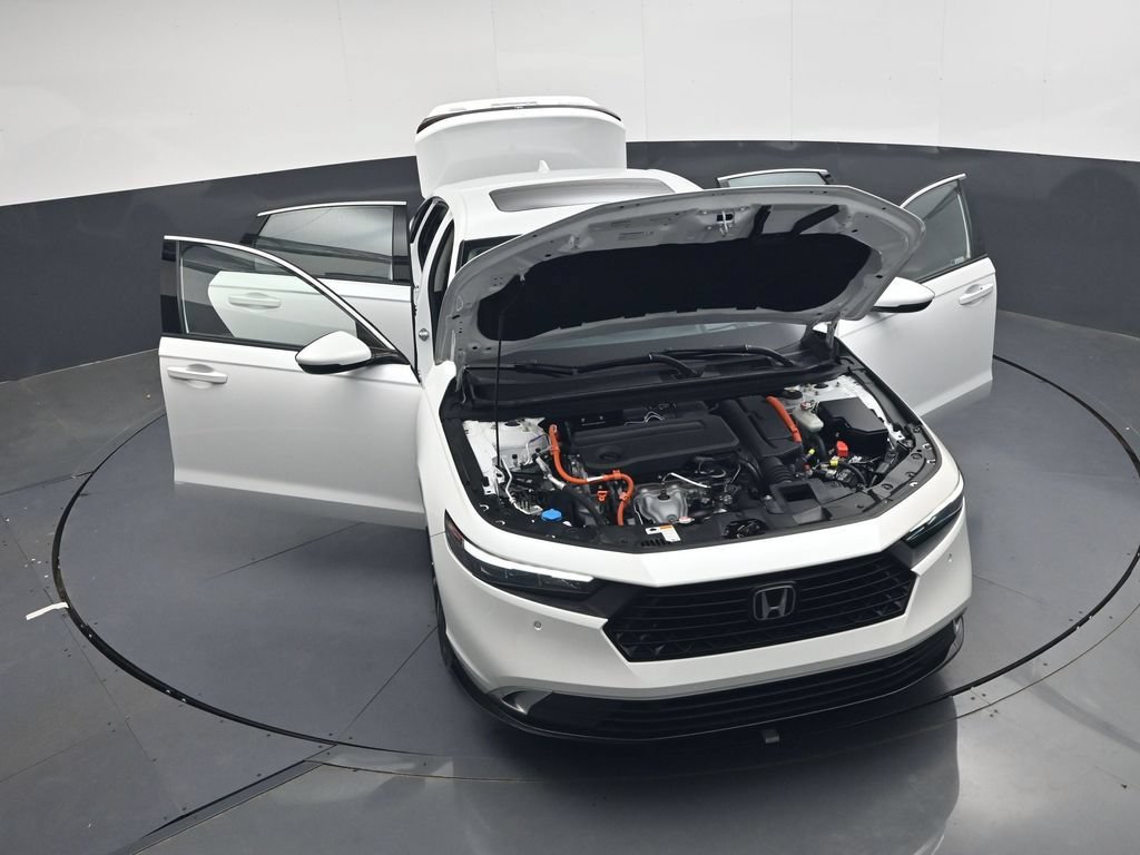 Used 2023 Honda Accord Touring image 41