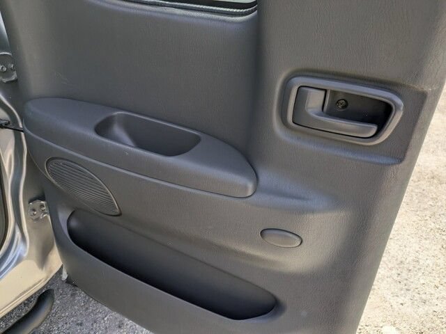 Used 2003 Toyota Tundra SR5 w/ SR5 Extra Value Pkg RWD image 17
