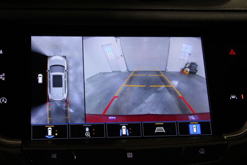 Used 2021 Cadillac XT6 Premium Luxury image 36