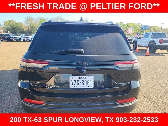 Used 2025 Jeep Grand Cherokee Altitude image 10