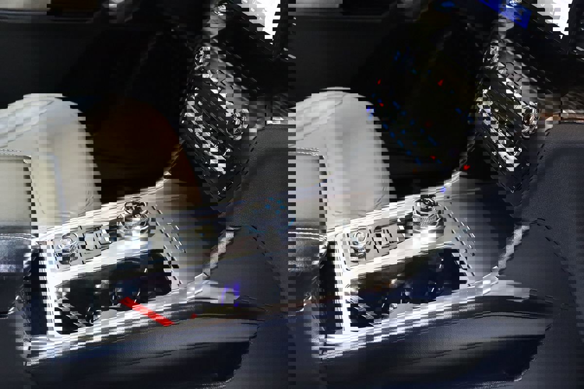 Used 2020 Ford Explorer Limited AWD/4WD image 73