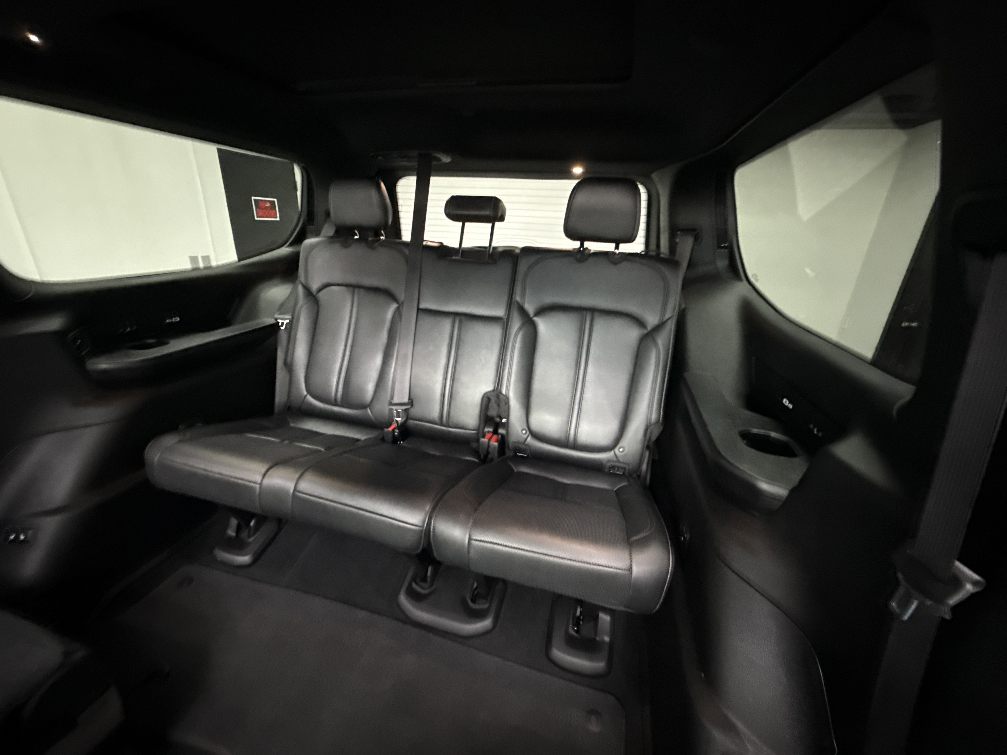 Used 2022 Jeep Wagoneer Series III w/ Premium Group I image 29