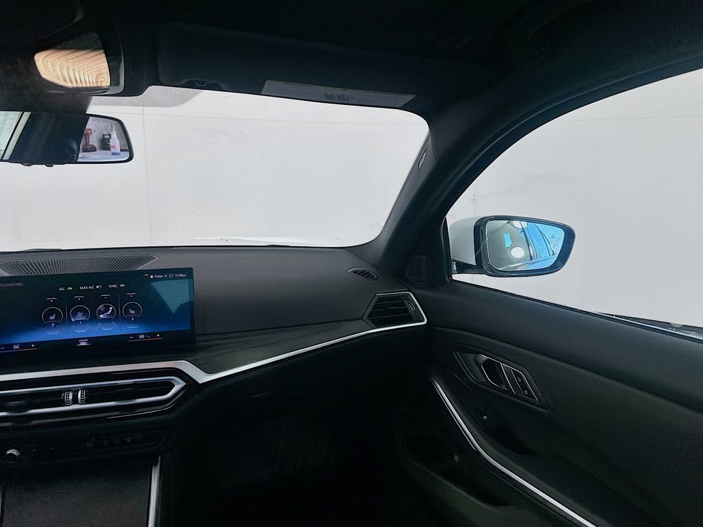 Used 2023 BMW 330i xDrive Sedan w/ Premium Package AWD/4WD image 24