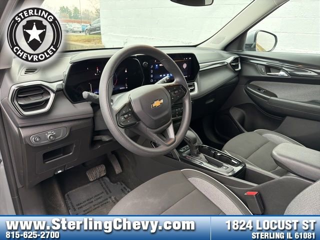Used 2025 Chevrolet TrailBlazer LT AWD/4WD image 10