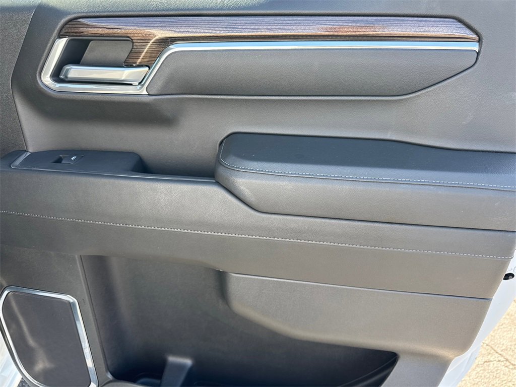 Certified 2025 Chevrolet Silverado 1500 LT image 17