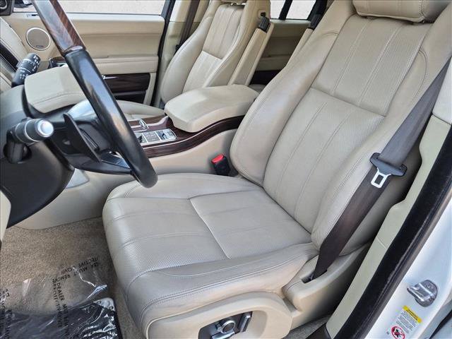 Used 2017 Land Rover Range Rover HSE AWD/4WD image 16