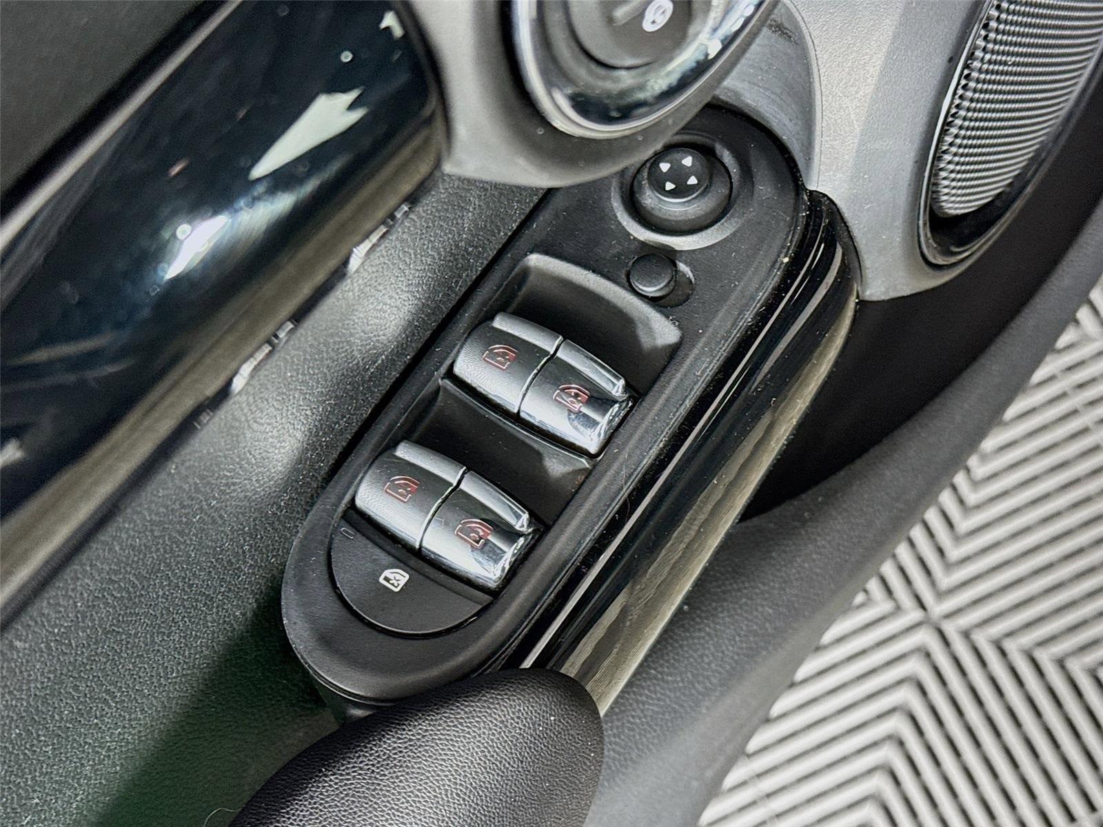 Used 2019 MINI Cooper S FWD image 19